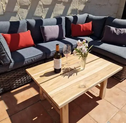 Doce Palmeras, Stunning In Beautiful Gardens *