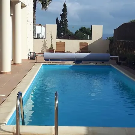 Doce Palmeras, Stunning In Beautiful Gardens לה אוליבה