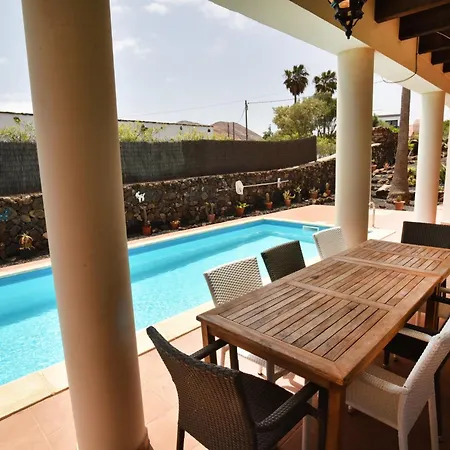 Doce Palmeras, Stunning In Beautiful Gardens Villa La Oliva