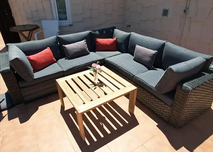 Villa Doce Palmeras, Stunning In Beautiful Gardens La Oliva